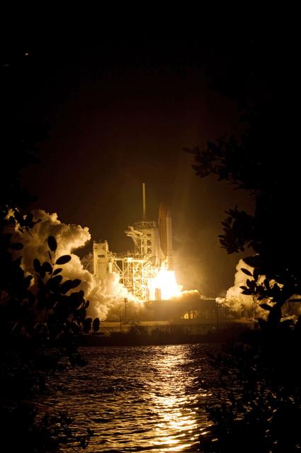 NASA image: STS-126 launch