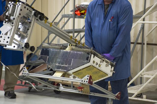 Pegasus XL CYGNSS Microsats Installation on Deployment Module