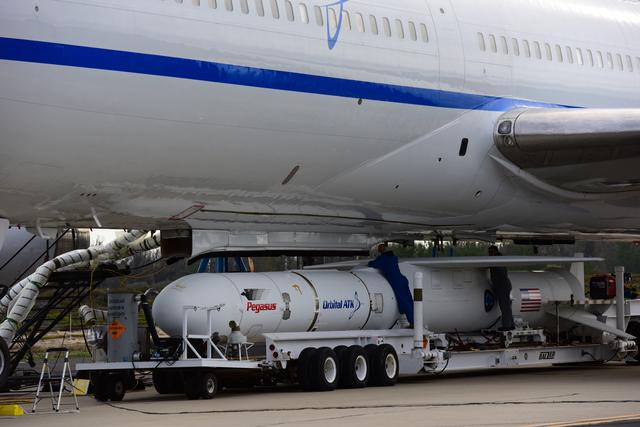 NASA image: Pegasus XL CYGNSS Mate to L-1011