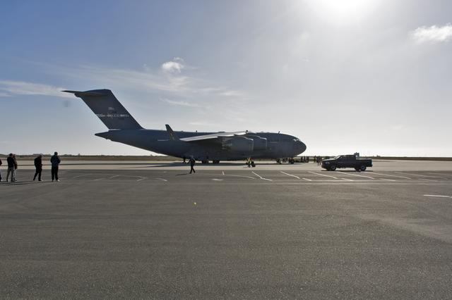 NASA image: InSight Spacecraft Arrival