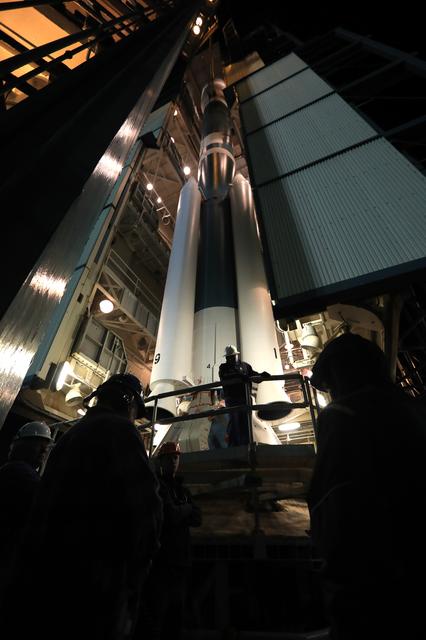 NASA image: Delta II ICESat-2 Rollback