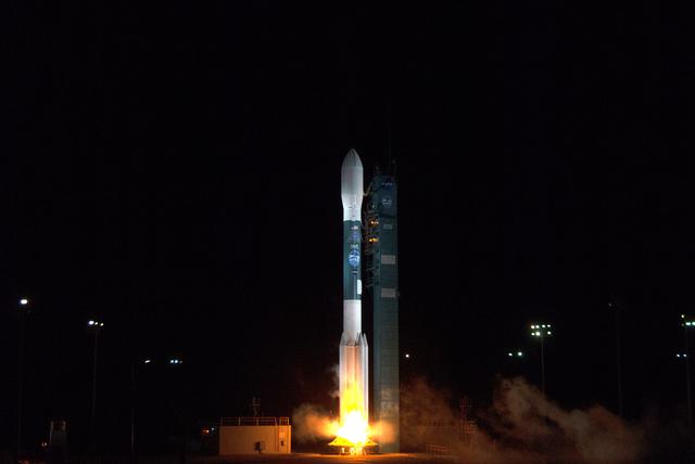 NASA image: Delta II ICESat-2 Liftoff