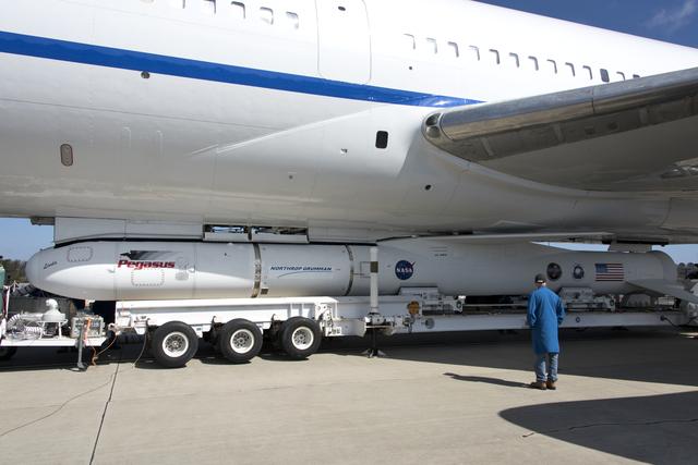 NASA image: Pegasus ICON Rollout to Hotpad, Mate to L-1011