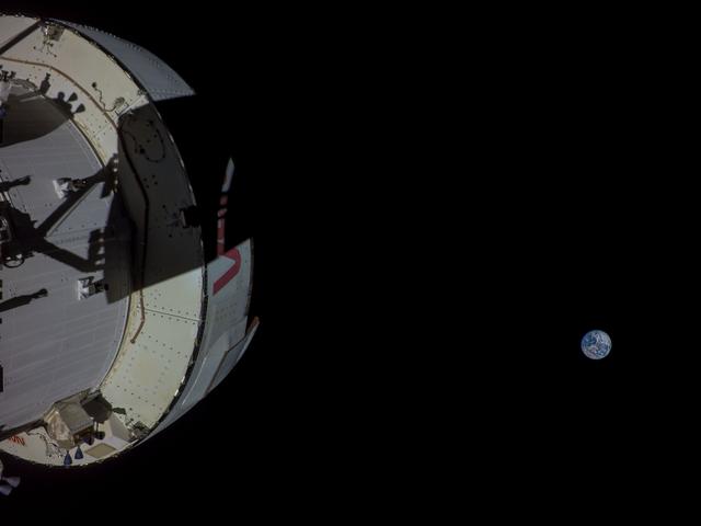 NASA image: Flight Day 9: Orion Looks Back at Earth