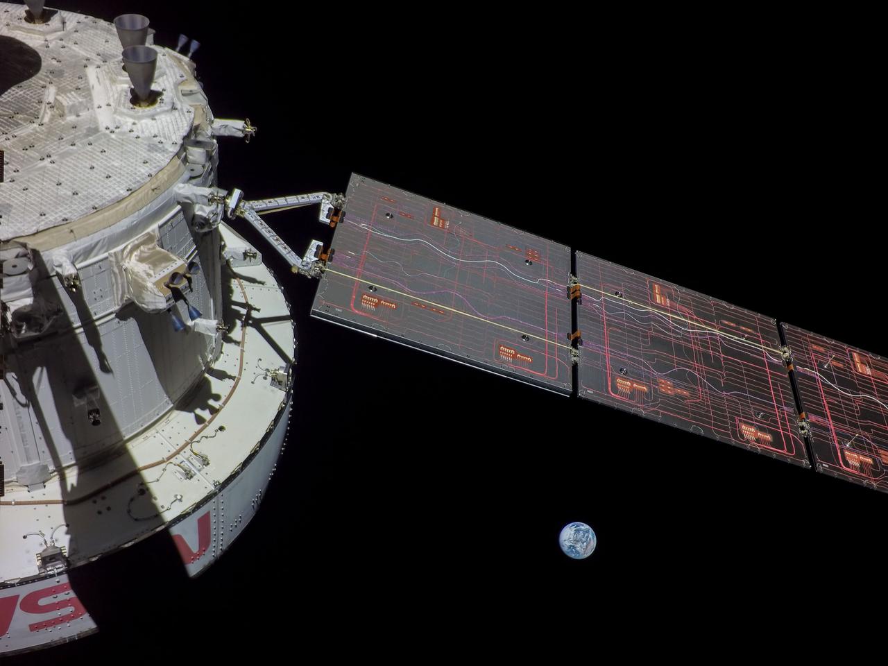 art001e000475 (Nov. 24, 2022) – On Flight Day 9, NASA’s Orion spacecraft captured imagery looking back at the Earth from a camera mounted on one of its solar arrays. The spacecraft is enroute to distant retrograde orbit of the Moon.