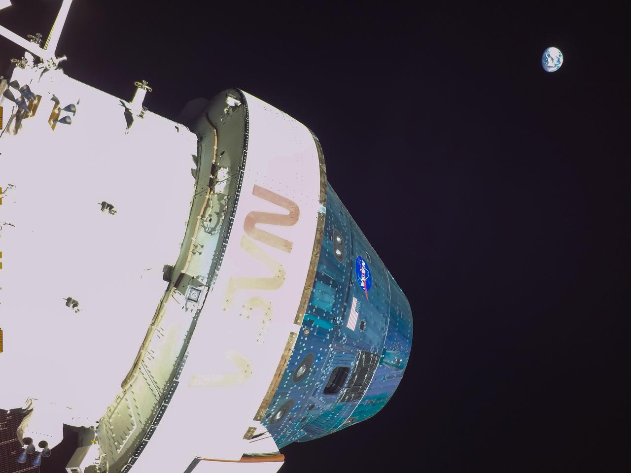 art001e000540 (Nov. 26, 2022)—On flight day 11, NASA’S Orion spacecraft captured imagery looking back at the Earth from a camera mounted on one of its solar arrays. The spacecraft is currently in a distant retrograde orbit around the Moon.