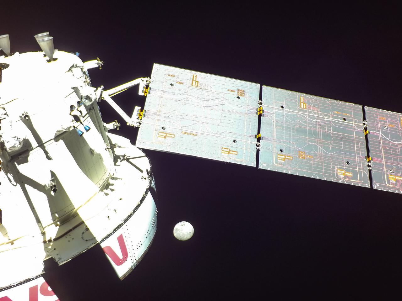 art001e001720 (Nov. 30, 2022) A camera mounted on the tip of one of Orion’s solar arrays captured the Moon as the spacecraft was in a distant lunar orbit.