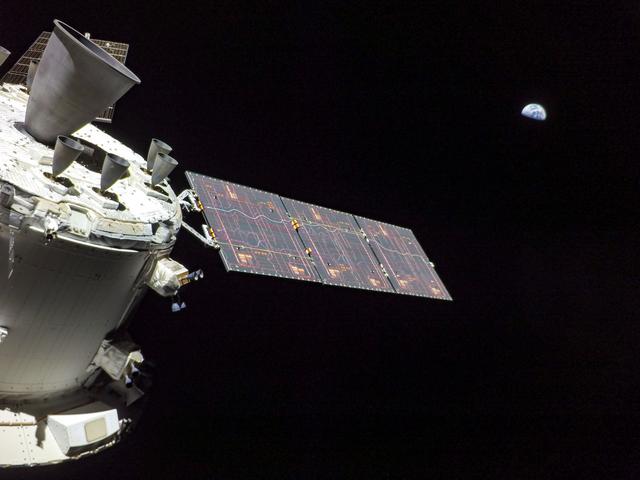 NASA image: Flight Day 15: Orion and Earth