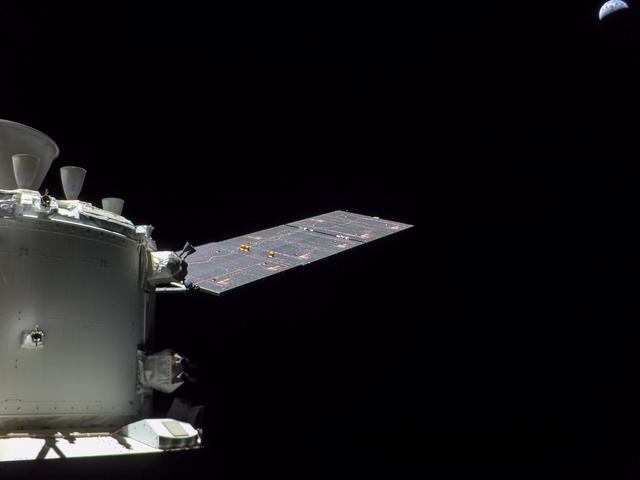 NASA image: Flight Day 17: Orion Points to Earth