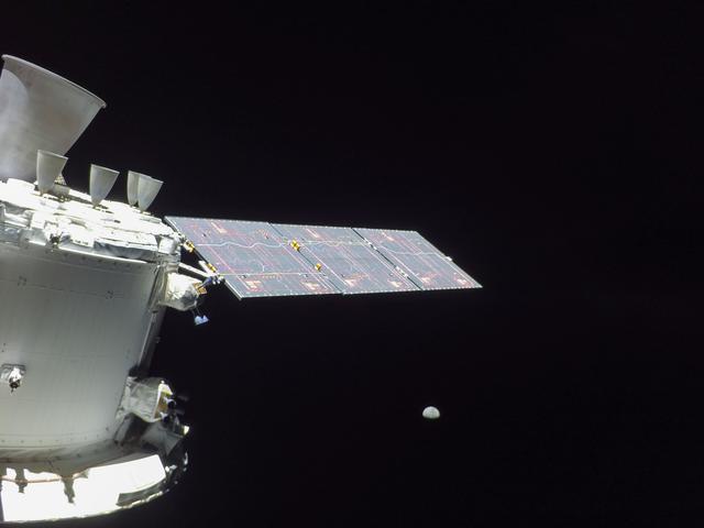 NASA image: Flight Day 22: Orion Looks Back at the Moon