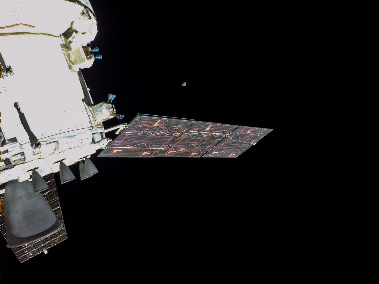 art001e002263 (Dec. 9, 2022) Orion’s distance from the Moon continues to increase on flight day 24 of the Artemis I mission as it heads back to Earth and a splashdown at 12:40 p.m. Sunday, Dec. 11. When this photo was taken using a camera mounted on one of Orion’s four solar arrays, the spacecraft was over 200,000 miles away from our lunar neighbor.