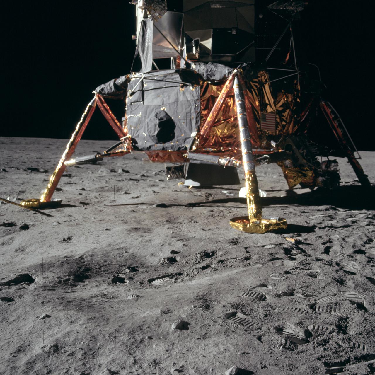 AS11-40-5915 (20 July 1969) --- Apollo 11 LM on lunar surface.  Photo credit: NASA