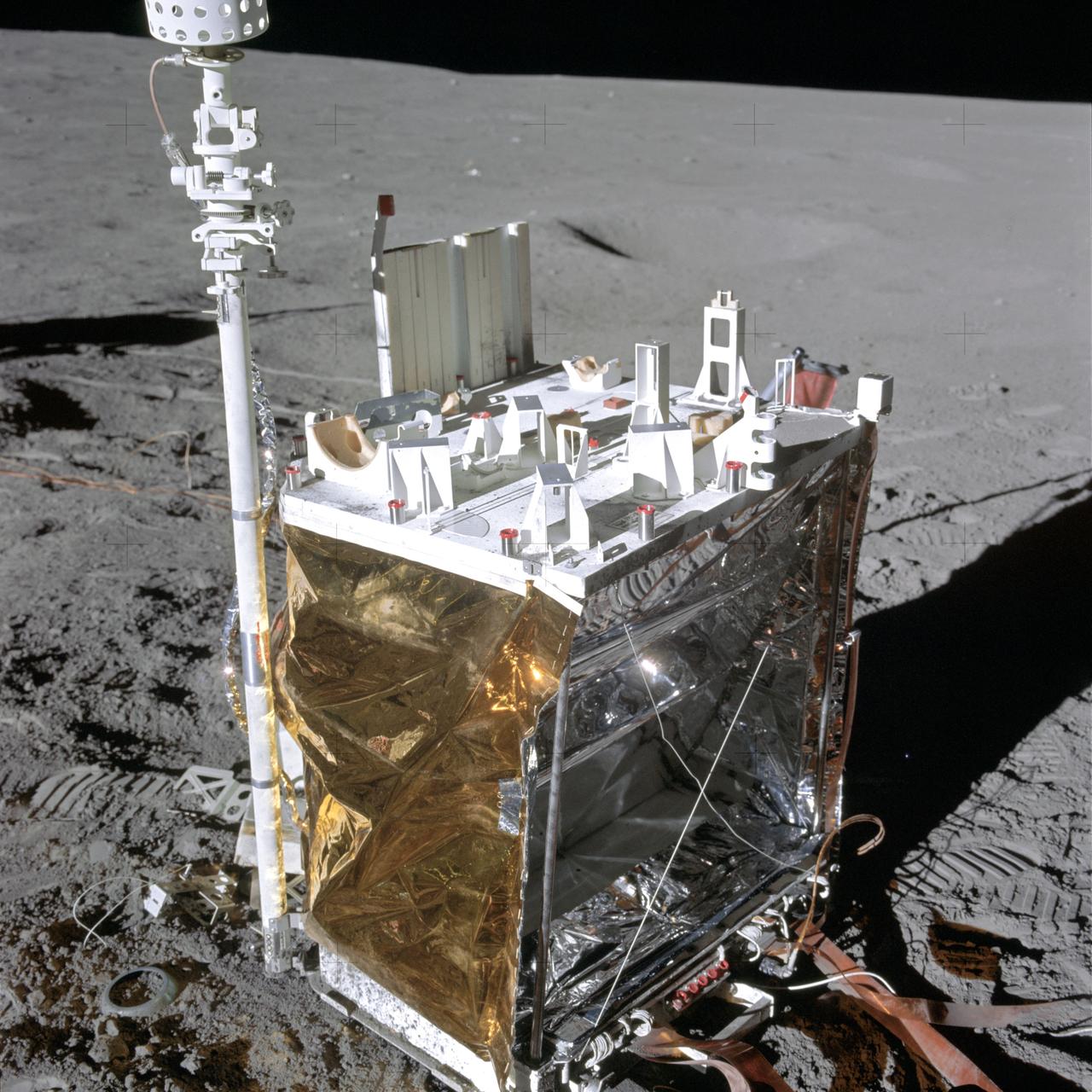 AS14-67-9379 (5 Feb. 1971) --- A close-up view of the central station (CS) of the Apollo lunar surface experiments package (ALSEP), which was deployed on the moon by the Apollo 14 astronauts during their first extravehicular activity (EVA). While astronauts Alan B. Shepard Jr., commander, and Edgar D. Mitchell, lunar module pilot, descended in the Lunar Module (LM) to explore the moon, astronaut Stuart A. Roosa, command module pilot, remained with the Command and Service Modules (CSM) in lunar orbit.