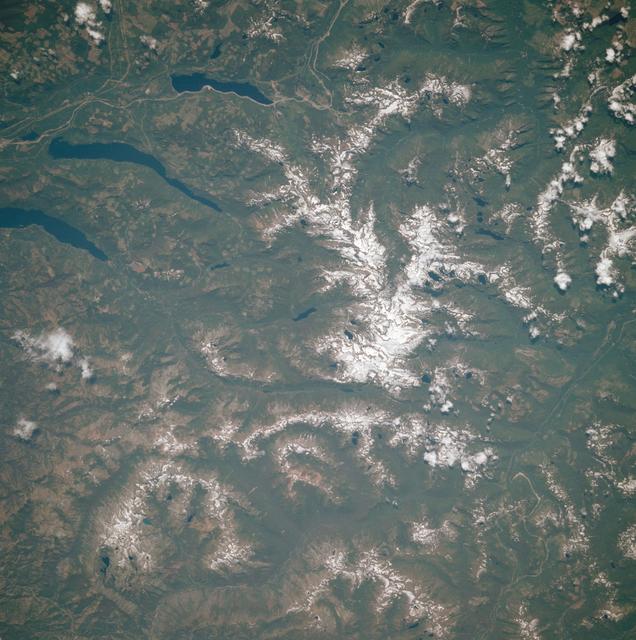 NASA image: Area of Cascade Mountains southeast of Seattle in State of Washington