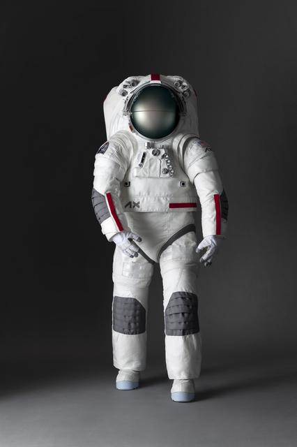 NASA image: axemu-prada-spacesuit-mockup-20241007-085