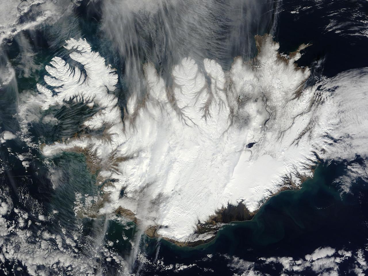 This nearly cloud-free image of Iceland was captured by the MODIS instrument on board the Terra spacecraft on  04/15/2015 at 13:00 UTC.