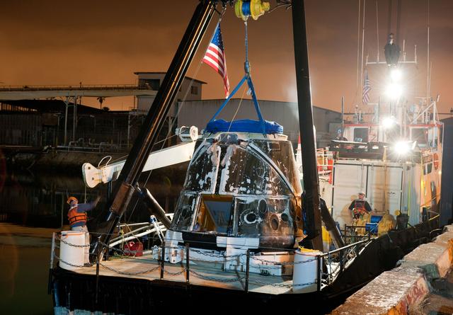 NASA image: ed12-0346-02