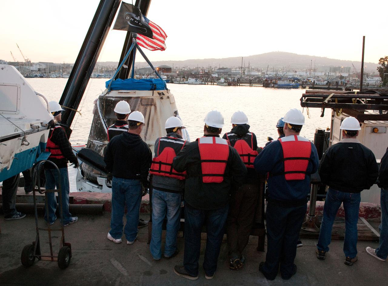 ED13-0079-03 (26 March 2013) ---- SpaceX Dragon's second operational mission ended  on March 26 after three weeks attached to the International Space Station. The unmanned spacecraft splashed down  in the Pacific Ocean about 214 miles off the coast of Baja California to successfully return about 2,670 pounds of science materials from the orbital outpost.  Photo credit:  NASA