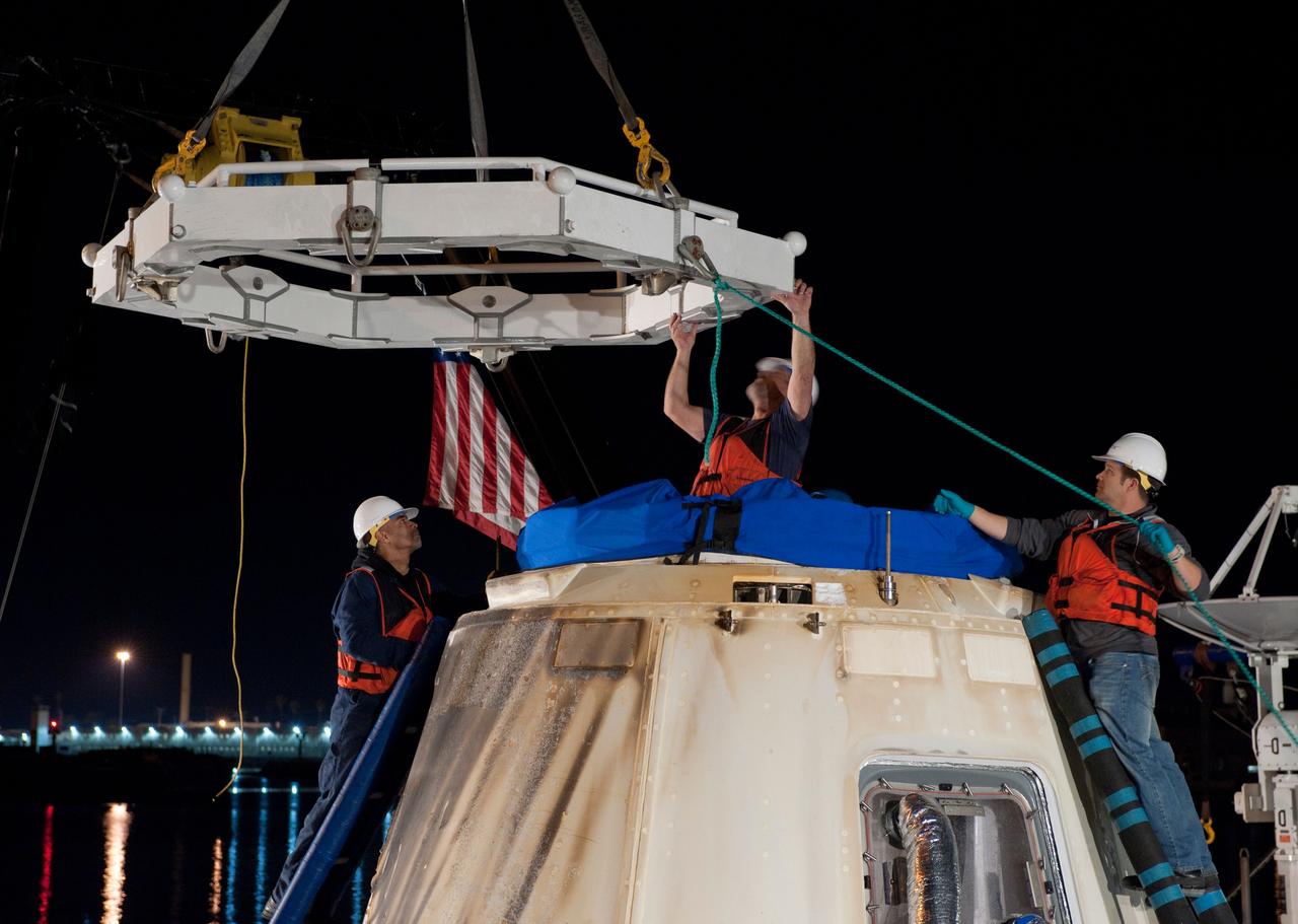 ED13-0079-09 (26 March 2013) ---- SpaceX Dragon's second operational mission ended  on March 26 after three weeks attached to the International Space Station. The unmanned spacecraft splashed down  in the Pacific Ocean about 214 miles off the coast of Baja California to successfully return about 2,670 pounds of science materials from the orbital outpost.  Photo credit:  NASA