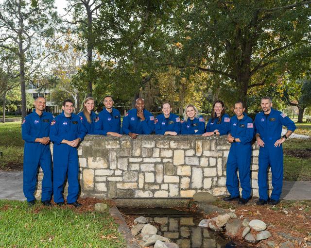 NASA image: group-photo_51745171389_o