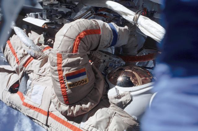 Dezhurov at work during the third EVA of Expedition Three