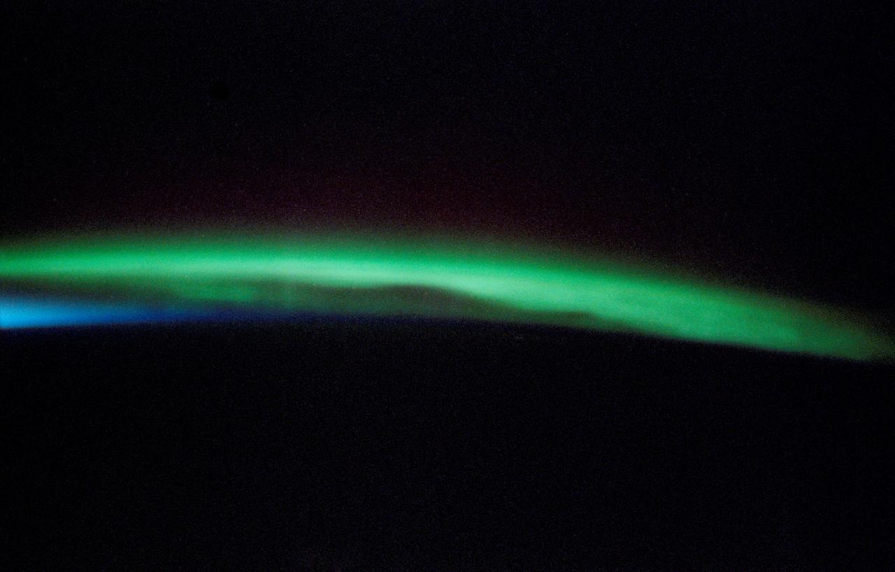 ISS006-327-026 (March 2003) --- The Aurora Borealis, also known as “northern lights”, is featured in this photograph taken by astronaut Donald R. Pettit, Expedition 6 NASA ISS science officer, onboard the International Space Station (ISS).