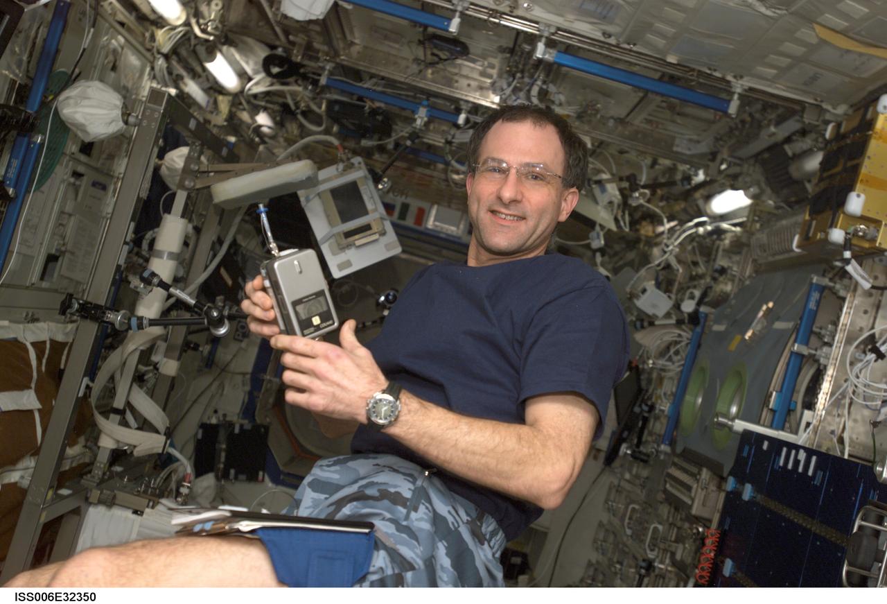 ISS006-E-32350 (28 February 2003) --- Astronaut Donald R. Pettit, Expedition Six NASA ISS science officer, is pictured in the Destiny laboratory on the International Space Station (ISS).