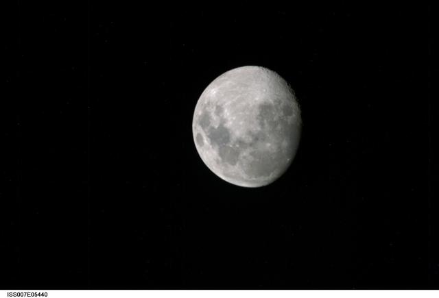 NASA image: Views of the Moon taken by the Expedition Seven crew