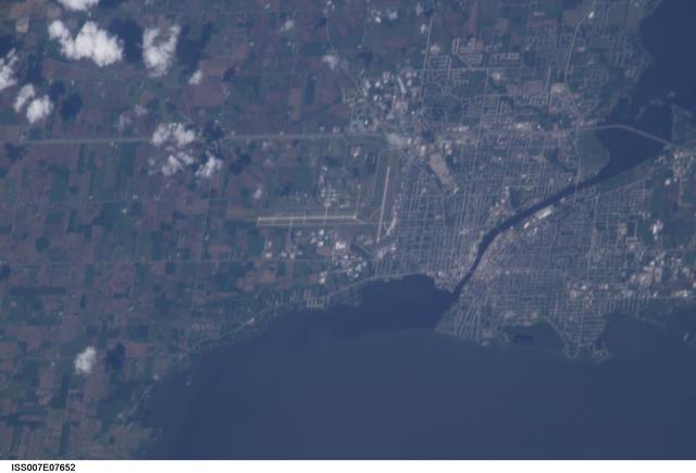 NASA image: Earth Observations taken by the Expedition Seven crew