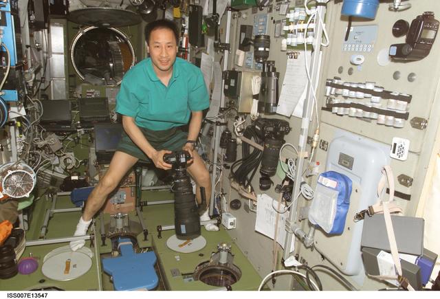 NASA image: Expedition Seven Lu in Zvezda with camera