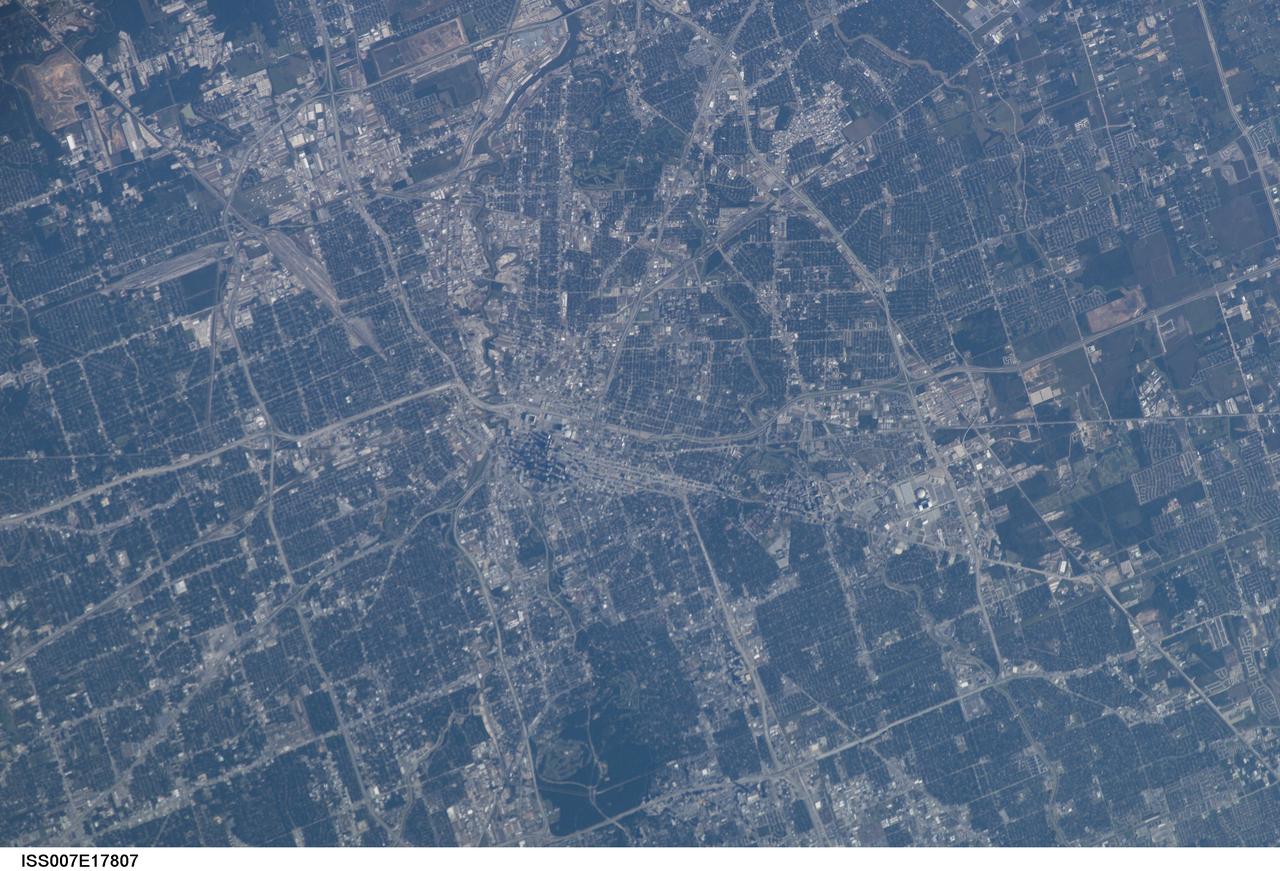 ISS007-E-17807 (22 Oct 2003) --- Houston, Texas