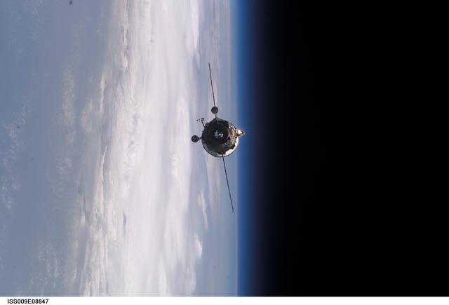NASA image: Progress 14P approaches the ISS during Expedition 9