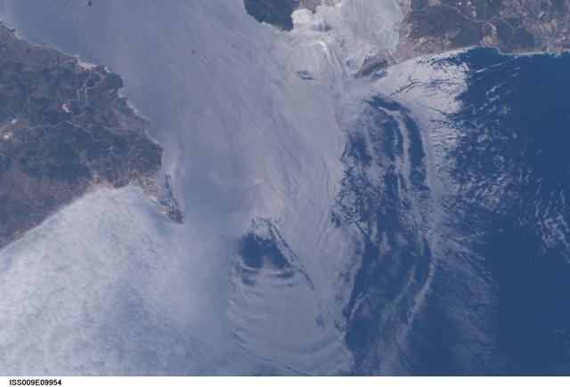 NASA image: Crew Earth Observations (CEO) taken during Expedition 9