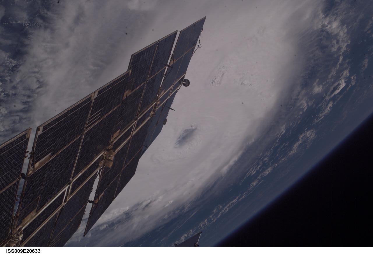 ISS009-E-20633 (28 August 2004) --- This oblique view of the Hurricane Frances was photographed with a digital still camera from the International Space Station at 12:52:25 GMT, August 28, 2004.