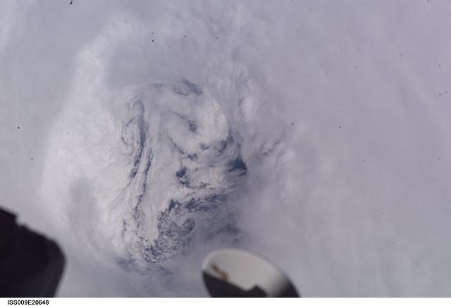 NASA image: iss009e20648