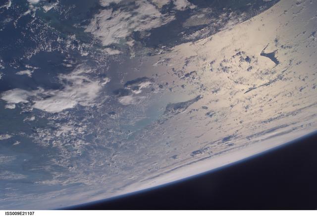 NASA image: iss009e21107