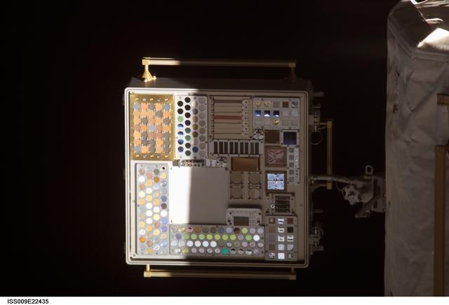 NASA image: MISSE #1 photographed during Expedition 9