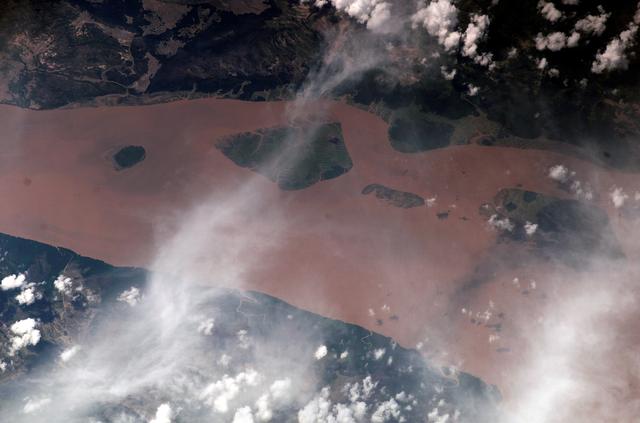 NASA image: Earth Observations taken by the Expedition 10 crew