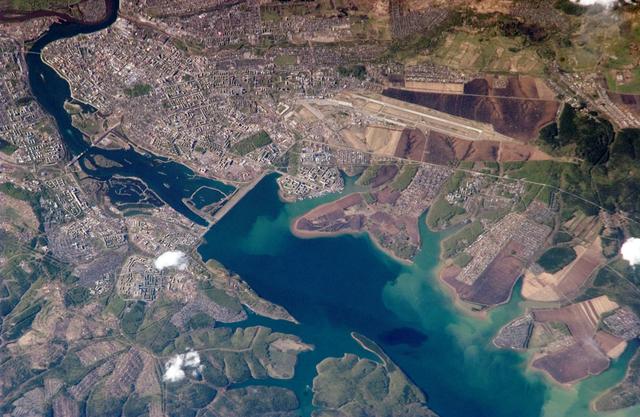 NASA image: Earth Obsersation taken by the Expedition 11 crew