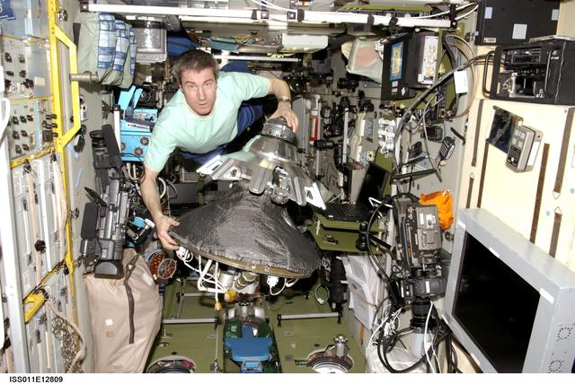 NASA image: Krikalev in Zvezda with docking drogue