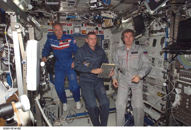 NASA image: Expedition 11 and Expedition 12 commander and Spaceflight participant in Zvezda