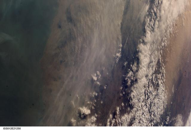 NASA image: iss012e21250