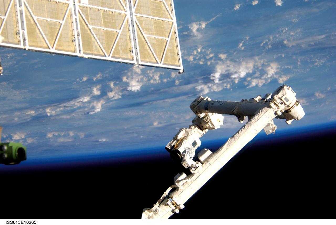 Earth Observations taken by the Expedition 13 crew