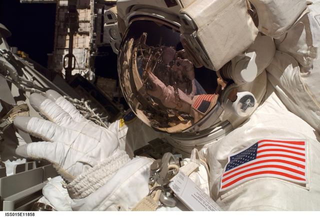 NASA image: Reilly working on ISS construction during STS-117 EVA1