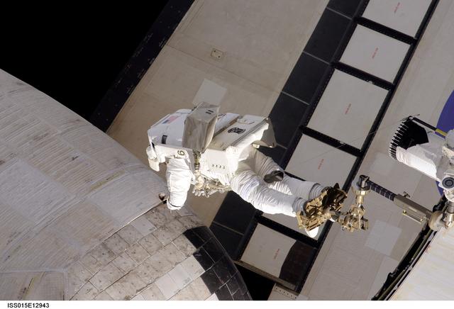NASA image: Olivas participating in EVA during Expedition/STS-117 Joint Operations