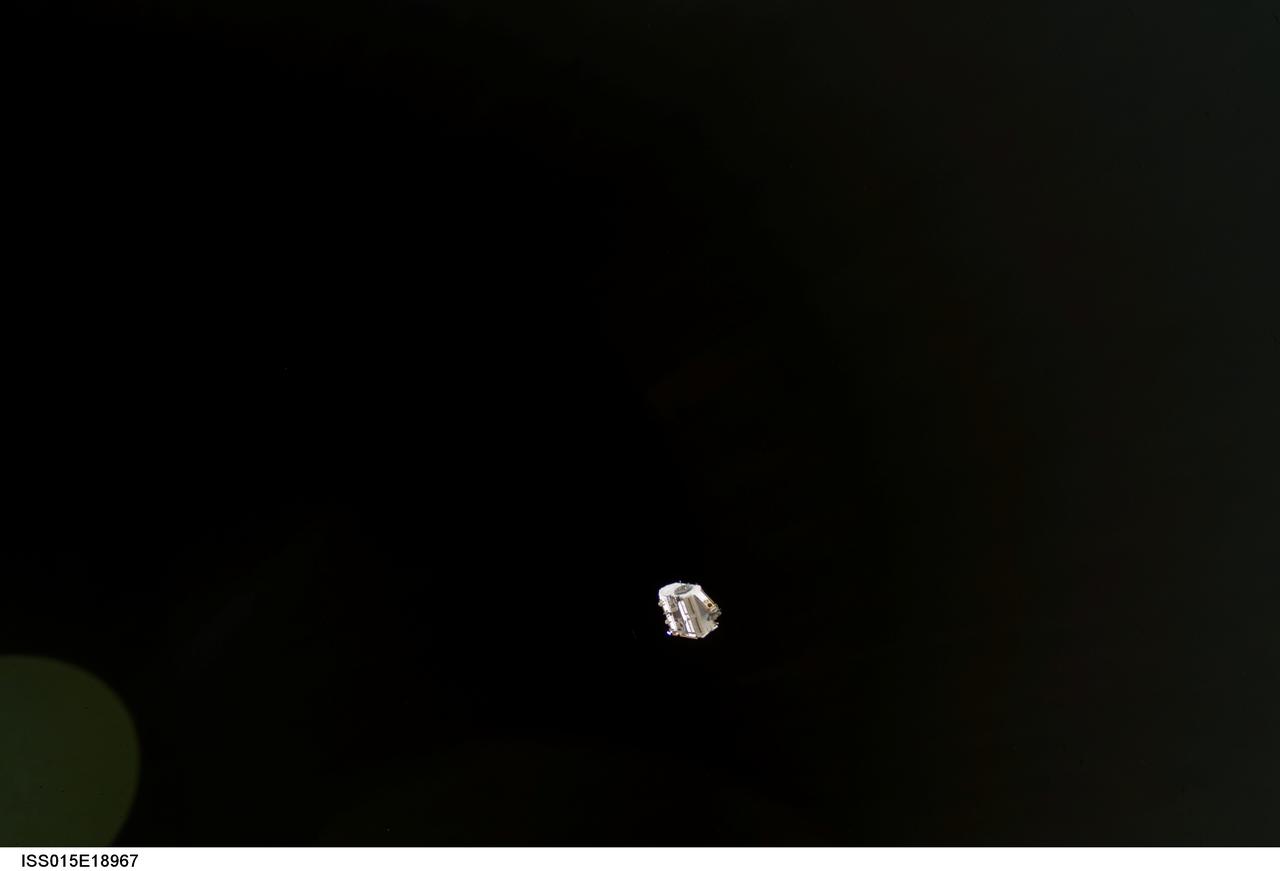 ISS015-E-18967 (23 July 2007) --- An Early Ammonia Servicer (EAS) moves away from the International Space Station after it was jettisoned by astronaut Clay Anderson (out of frame), Expedition 15 flight engineer, during today's session of extravehicular activity (EVA). The EAS was installed on the P6 truss during STS-105 in August 2001, as an ammonia reservoir if a leak had occurred. It was never used, and was no longer needed after the permanent cooling system was activated last December.