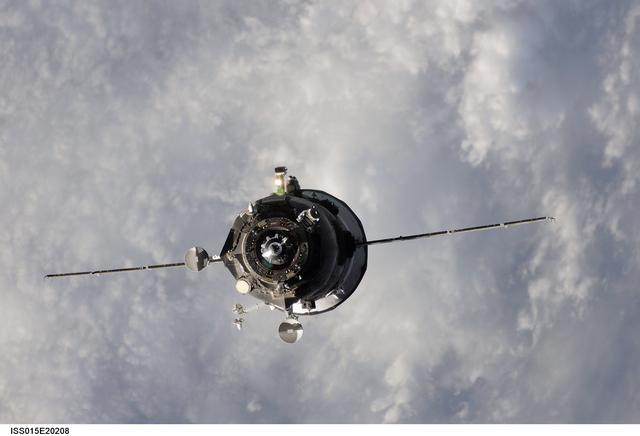 NASA image: View of Progress Spacecraft on approach the ISS during Expedition 15
