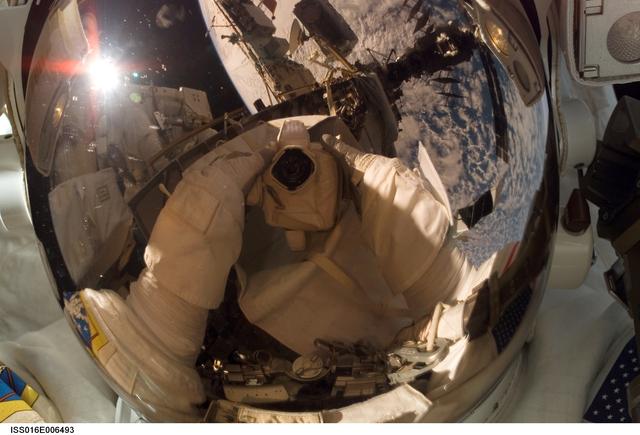NASA image: Parazynski during STS-120 EVA 1