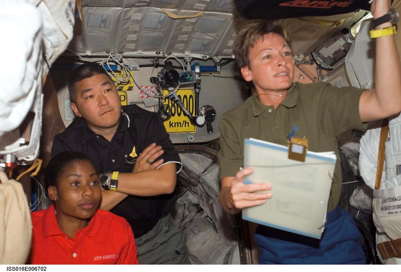 STS-120 Crewmembers tour the ISS