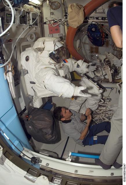 NASA image: Malenchenko in the A/L